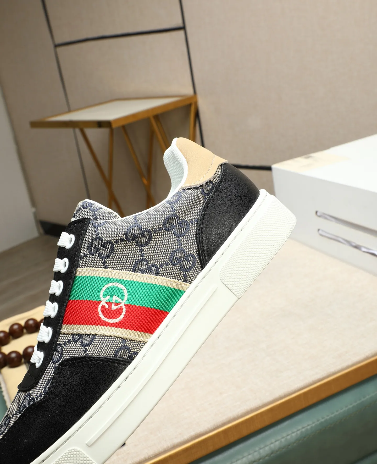 Men's men's shoes 💰440 GUCCI🔍🔍The latest model is on sale at the same time at the counter. Original calfskin imported from Italy, genuine leather lining, (high-end, noble, and classy) with exquisite workmanship. Sole: Original sole provided by the original factory, ⚠Exclusive double-layer movable molded sole super comfortable⚠, real shot 🎬The real thing is better🔍🔍"High quality·Follow the order" Code number 38-44